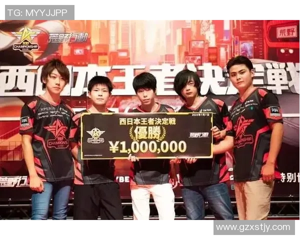 武汉网球队在大师赛中的团队协作展现出色值得赞赏与学习